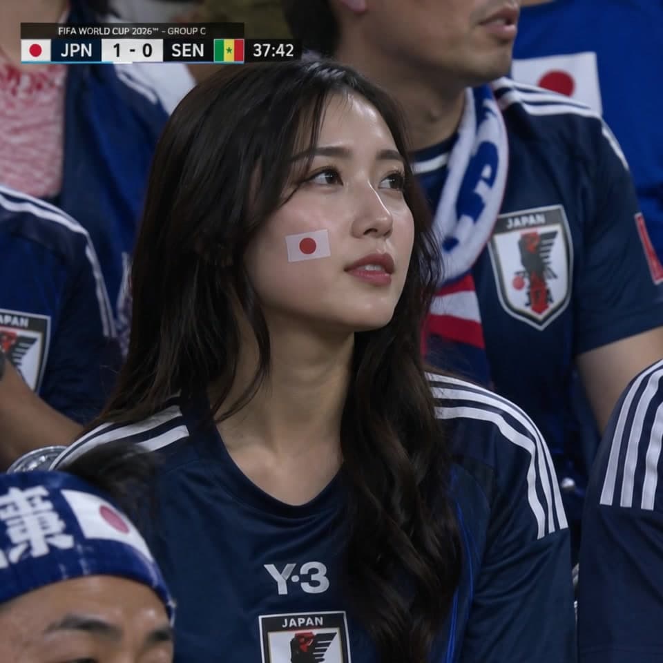 World cup fan cam: Japan